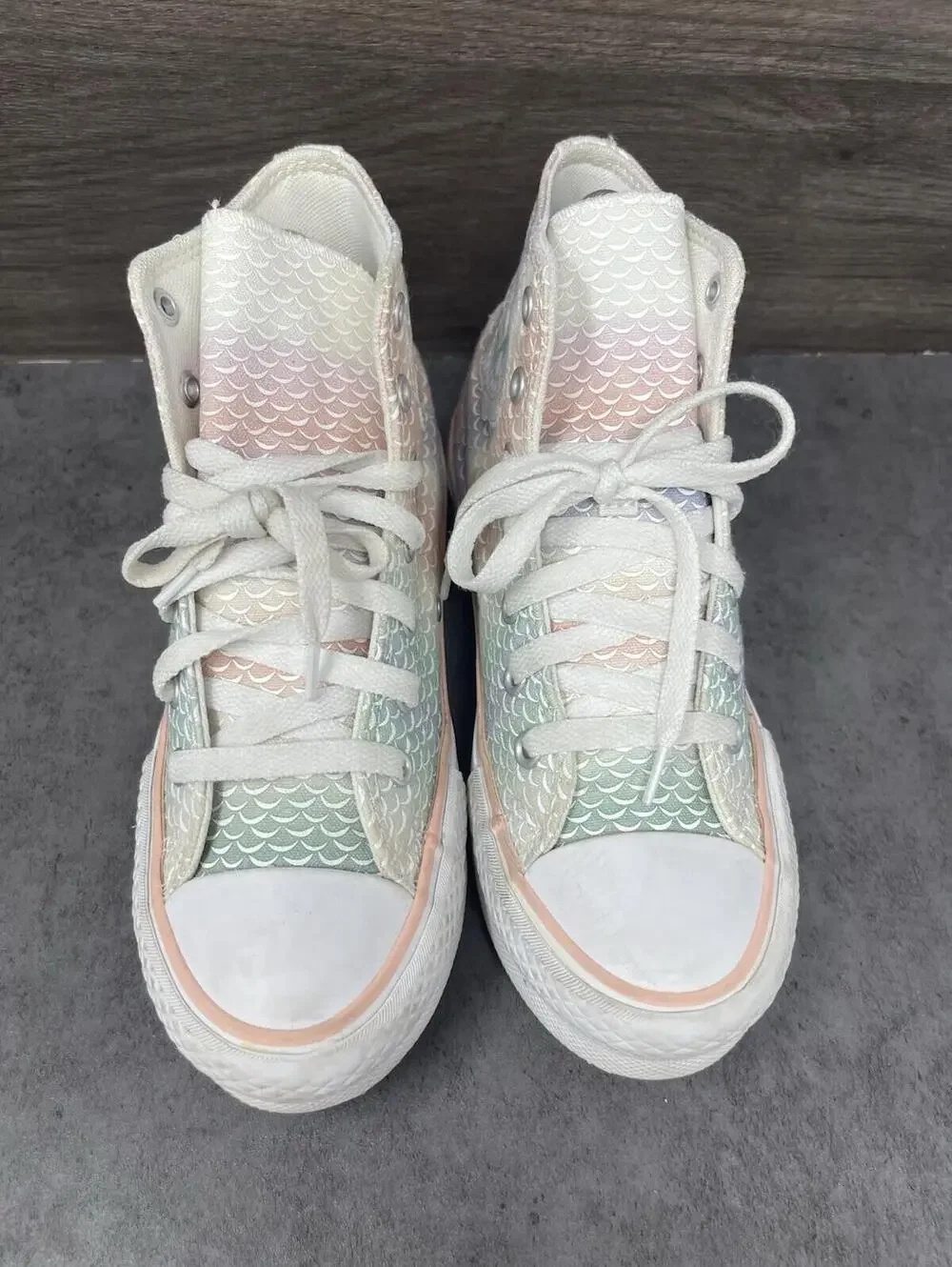 Converse Chuck Taylor All Star Sneakers Kids Size 3 Eva Lift Multicolor Scales